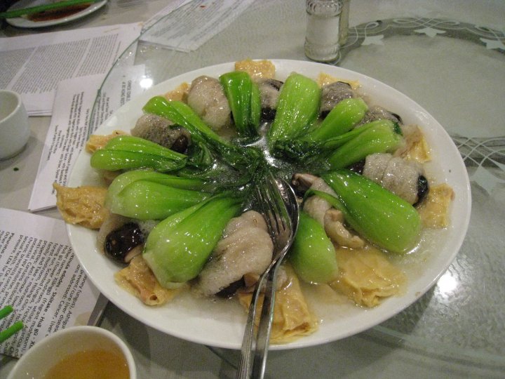 Po Kong “Bamboo pith rolls” Stinkhorn stems stuffed with Shiitake and Enoki (photo: Scott Redhead)